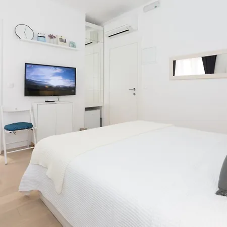 Liberty Town Center 1